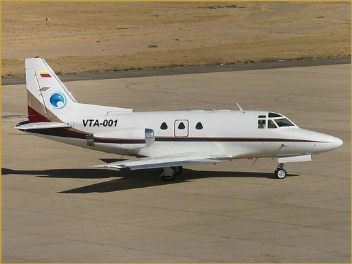 Adquisición del avión — vista exterior